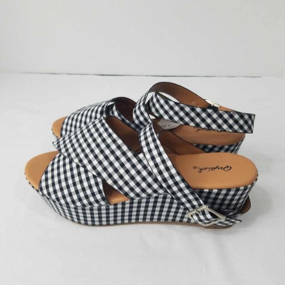 New womans  platform sandals shoes  sz 6.5